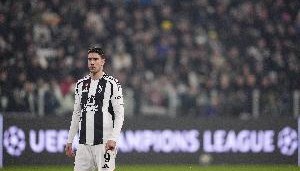 米体：弗拉霍维奇首选26年自由身离队，若提前走人只会加盟豪门