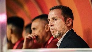 记者：0-3不是两队真实差距 国足未来主力配置和韩国替补差距很大